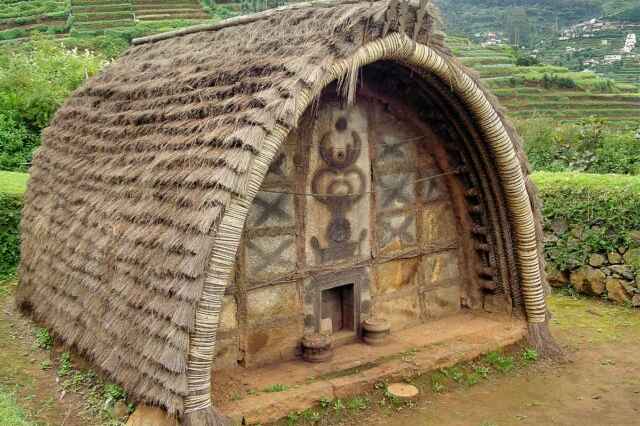 Hut van een Toda-stam van Nilgiris India