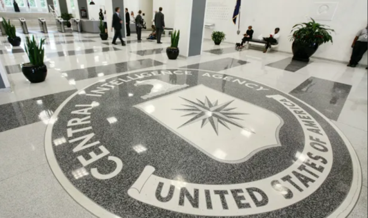 De lobby van het CIA-hoofdkwartier in McLean, Virginia