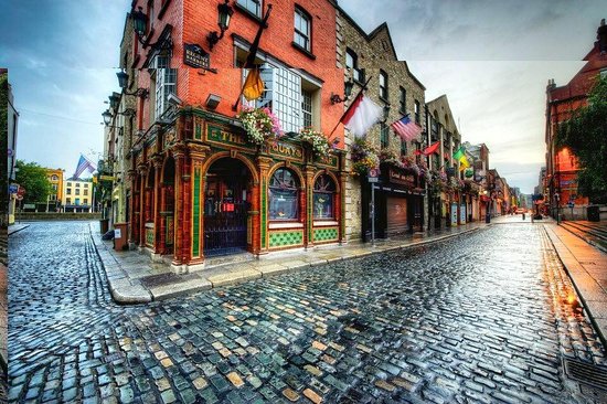 Dublin, Ireland cobbled roads and bars