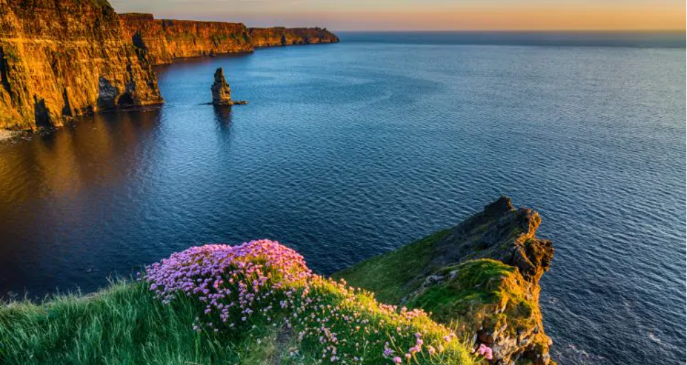 Ireland cliff with ocean