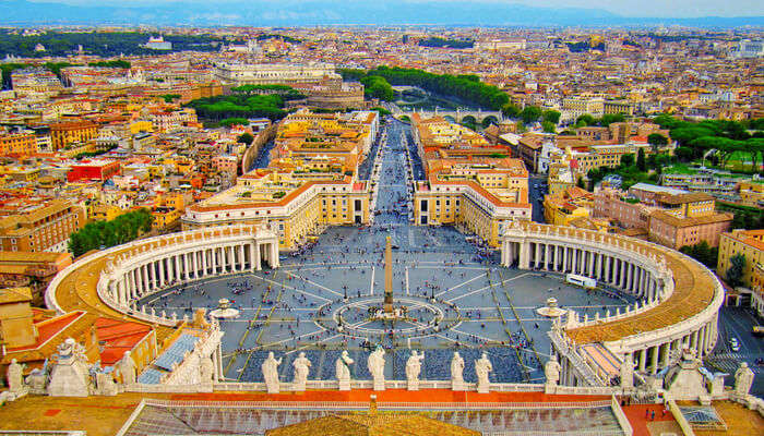 Positioned in the heart of Rome, the Vatican is the headquarters and administrative centre of the Catholic Church