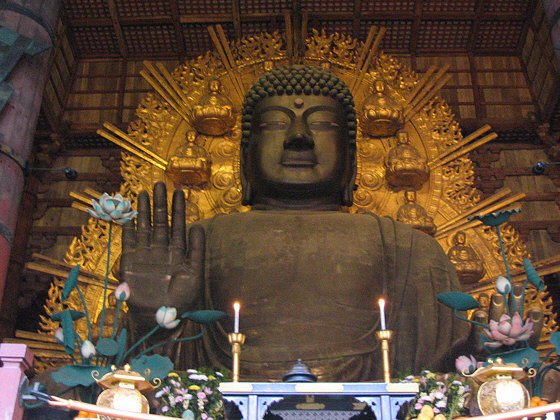Великият Буда в храма Тодайджи.