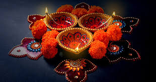 Diyas( Earthern Lamps) with Flowers