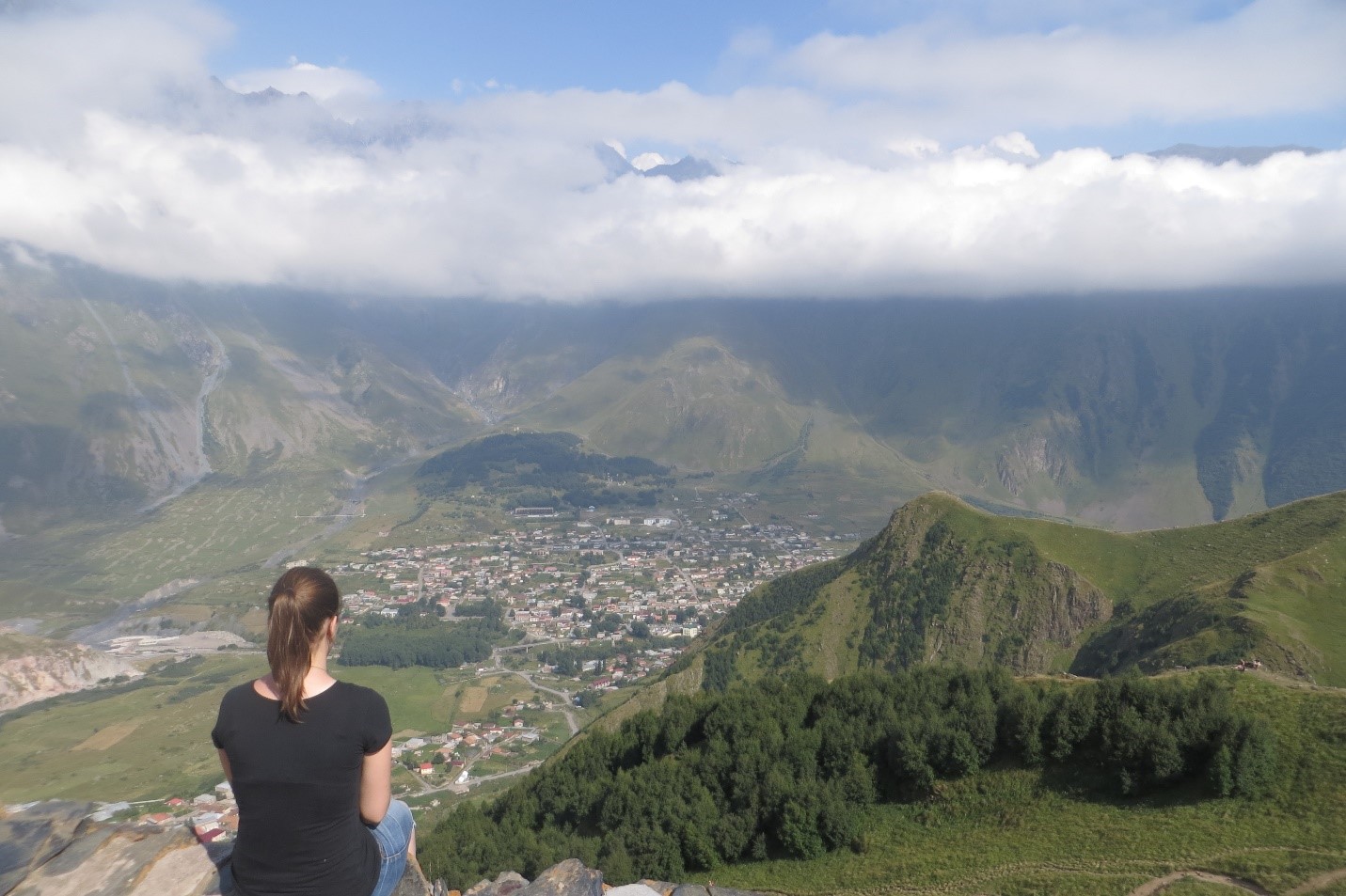Udsigt fra Mount Kazbegi