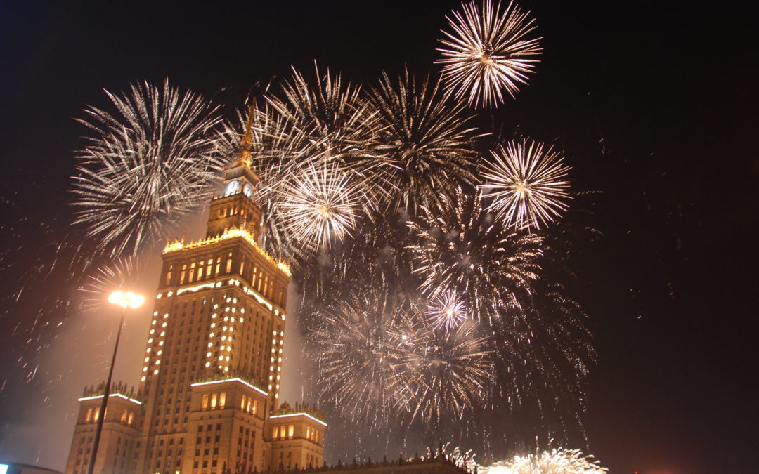Color image of fireworks in Warsaw