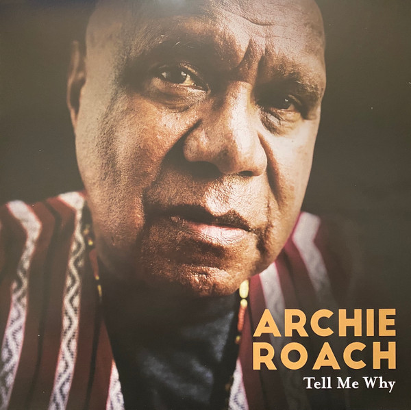O imagine a scriitorului și muzicianului indigen Archie Roach.