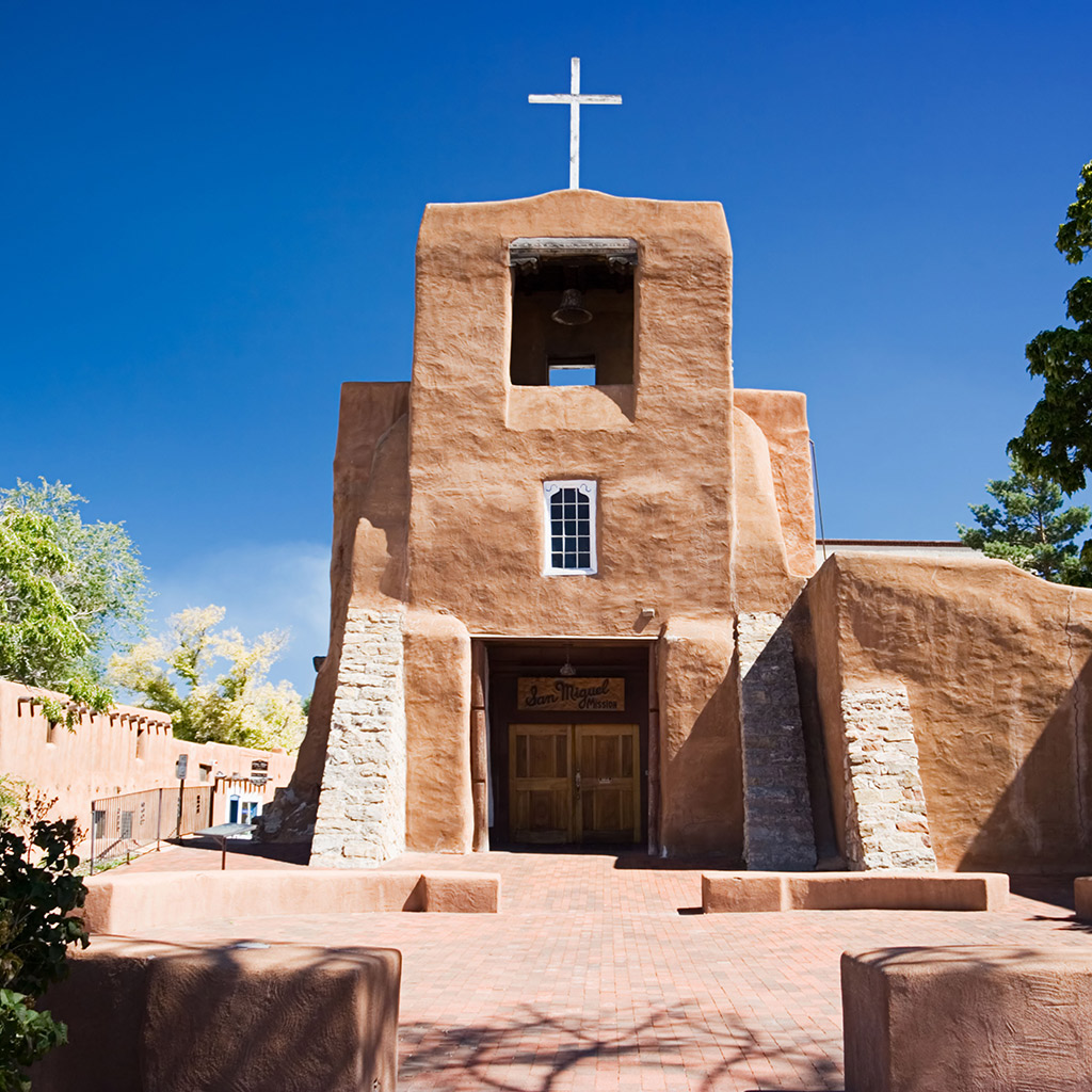 योएयर ब्लग विश्वको मोजाइकहरू पत्ता लगाउँदै।