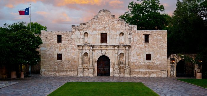 Alamo, cea mai istorică biserică din SUA, situată în San Antonio