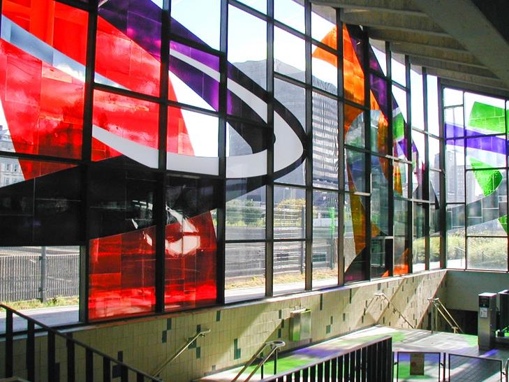 Opera de artă a lui Marcelles Feron a fost prezentată într-o piață de metrou din Montreal, Canada.