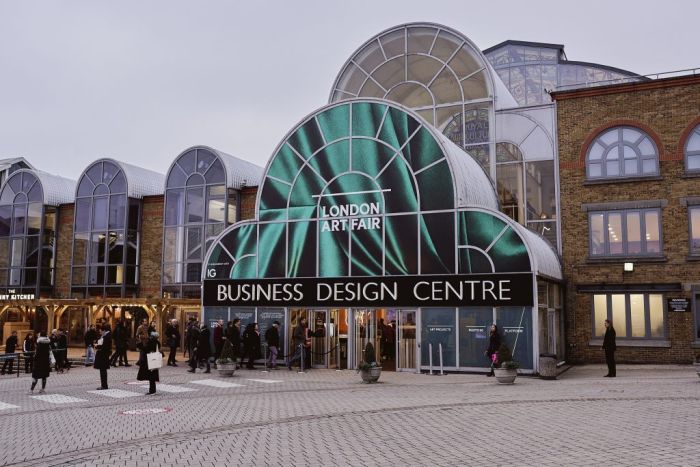 Сградата на Business Design Center, който е домакин на London Art Fair