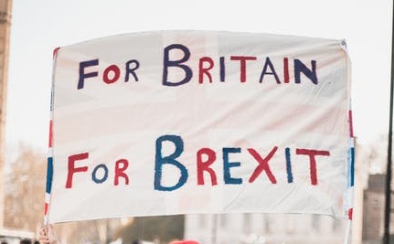 Банер с надпис „За Великобритания за Брекзит“