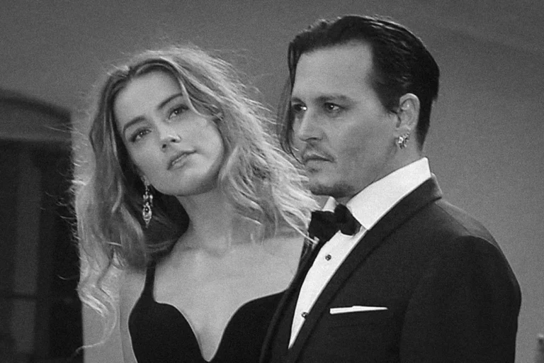 Johnny Depp og Amber Heard ankommer til en visning på filmfestivalen i Venedig i 2015. Ingen af ​​dem burde fejres nu. Tiziani Fabi / AFP - Getty Images